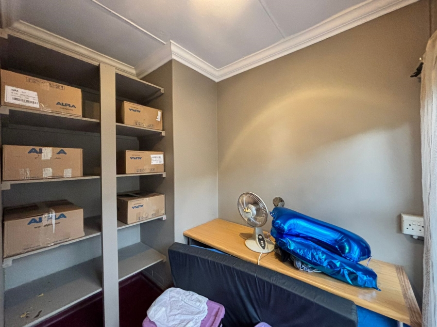 5 Bedroom Property for Sale in Flamwood North West